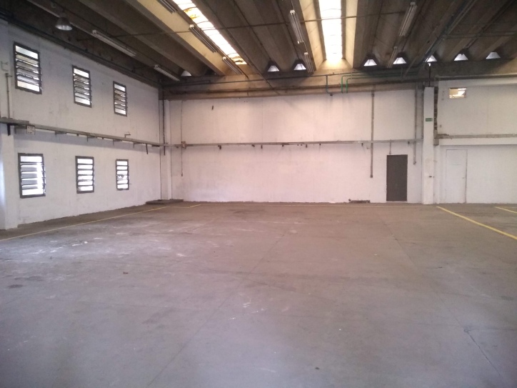 Depósito-Galpão-Armazém à venda e aluguel, 5400m² - Foto 2