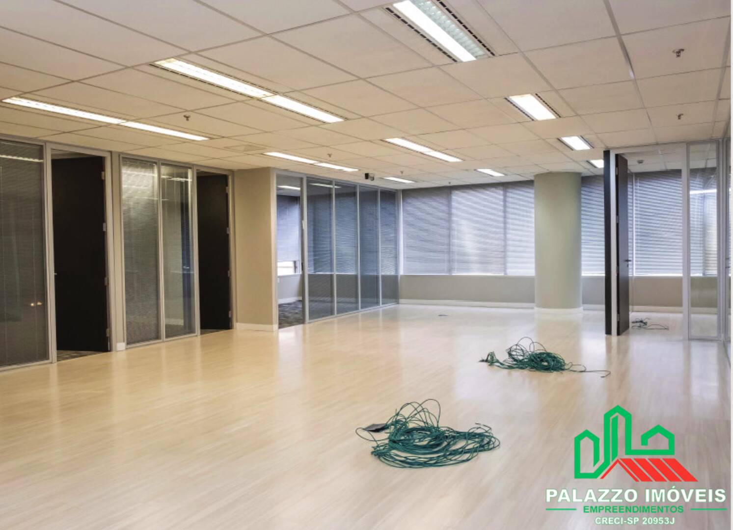 Sala-Conjunto, 311 m² - Foto 1