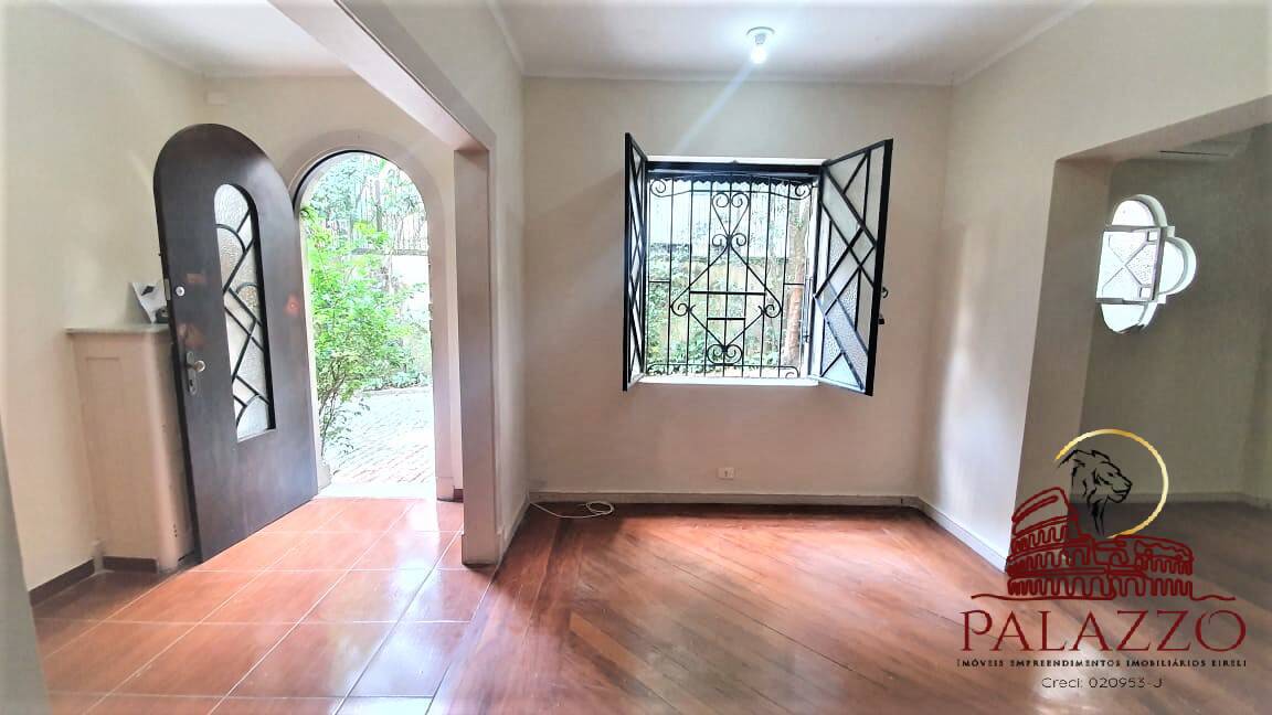 Casa, 6 quartos, 75 m² - Foto 1