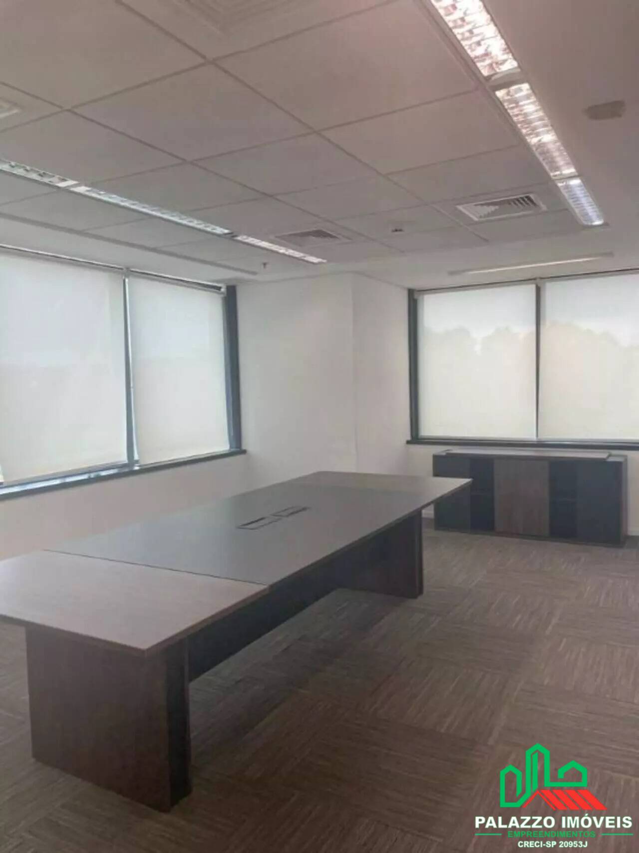Sala-Conjunto, 1550 m² - Foto 24