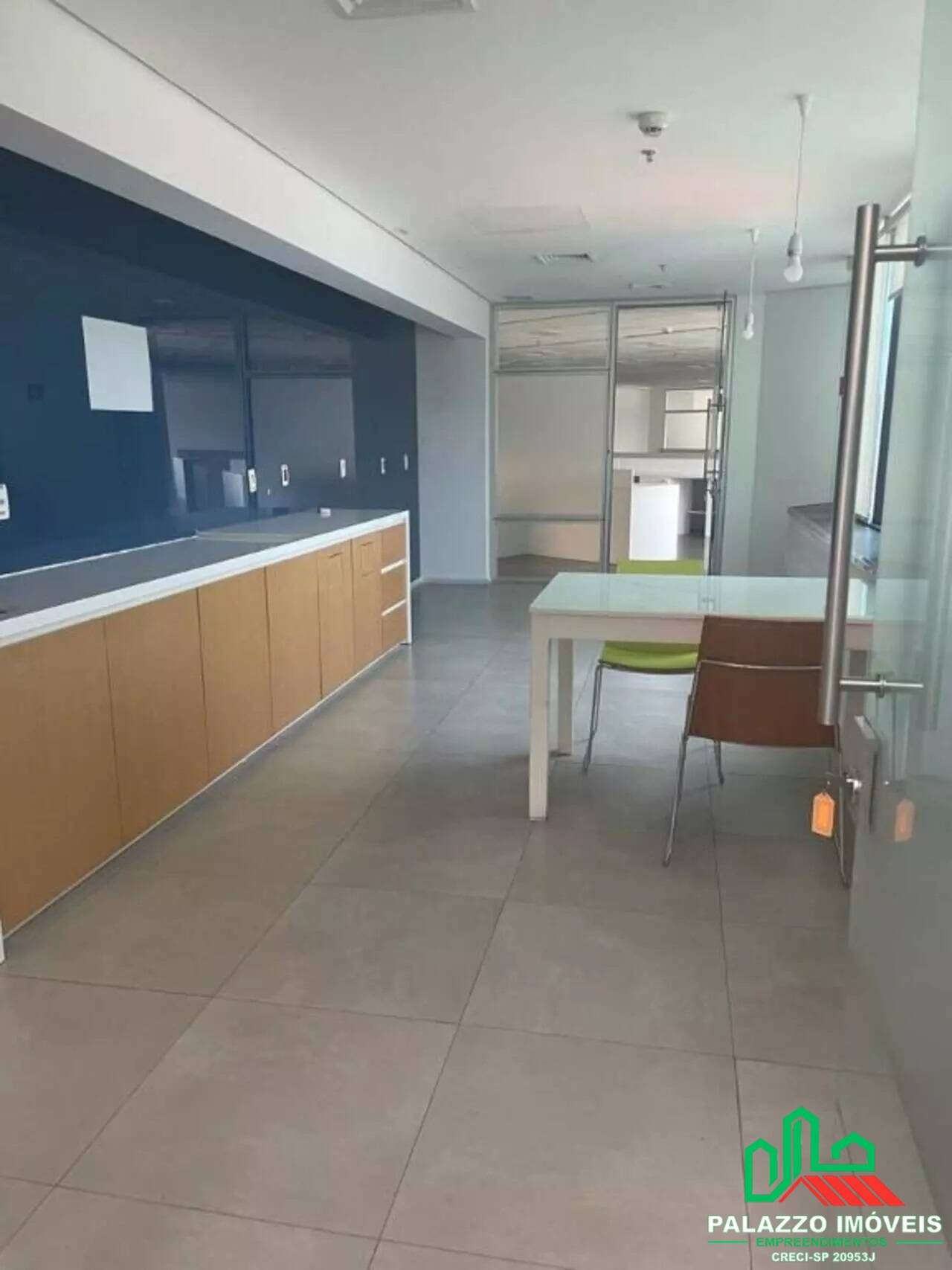 Sala-Conjunto, 1550 m² - Foto 25