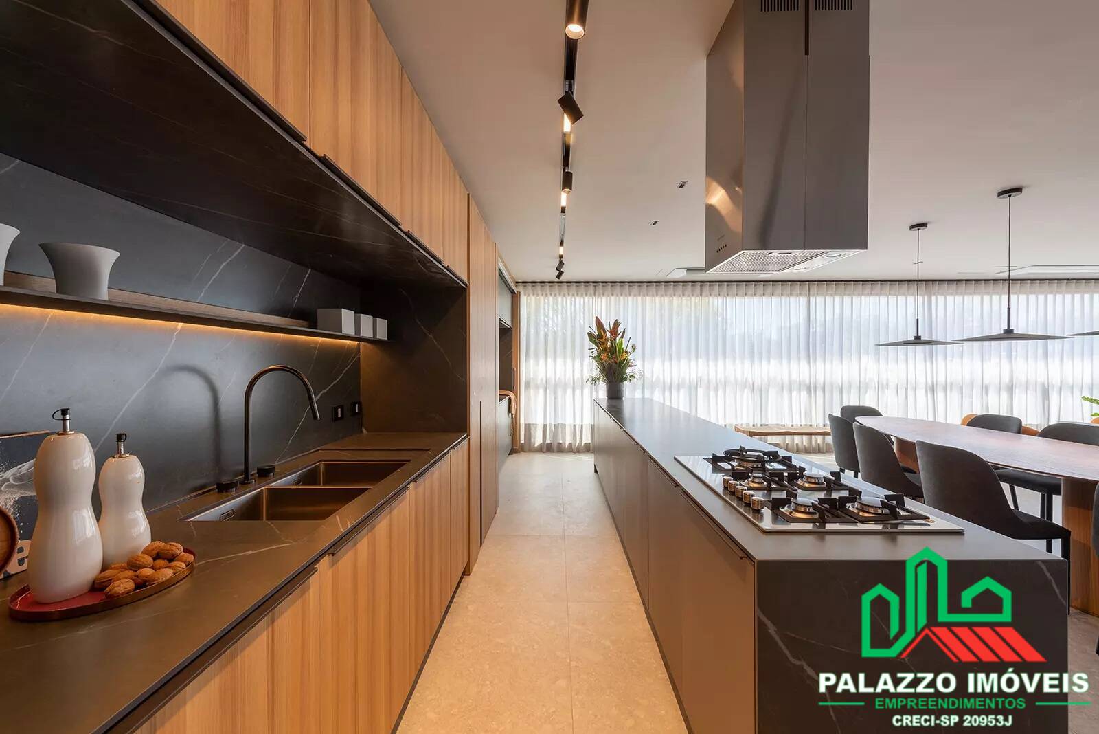 Cobertura, 3 quartos, 370 m² - Foto 11