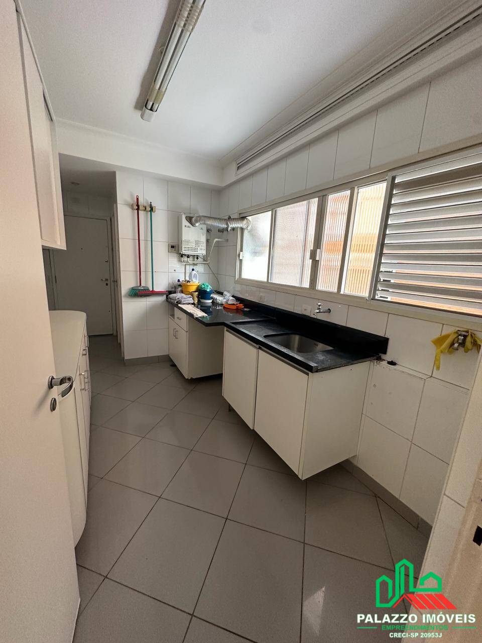Apartamento, 3 quartos, 245 m² - Foto 10
