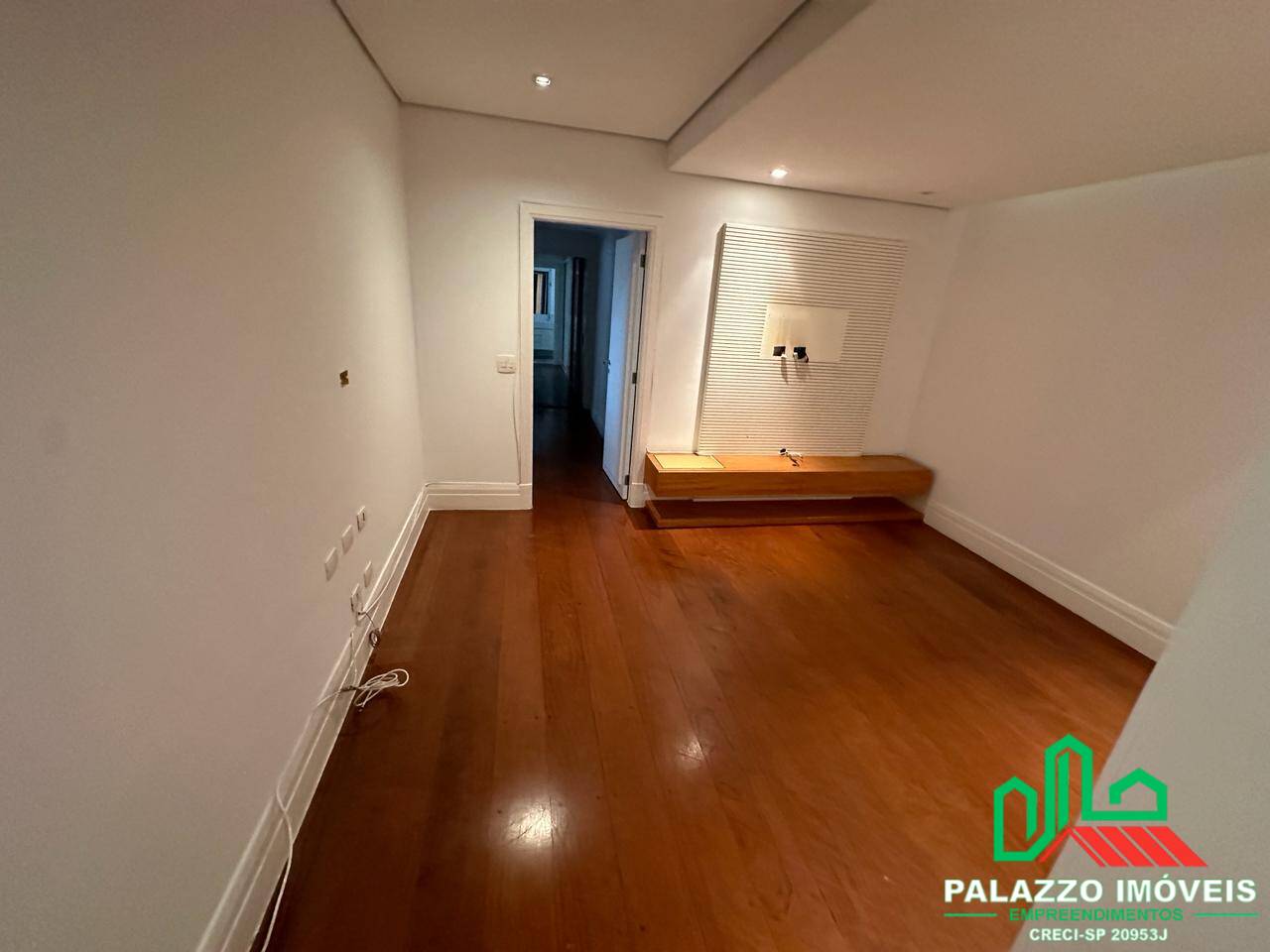 Apartamento, 3 quartos, 245 m² - Foto 35