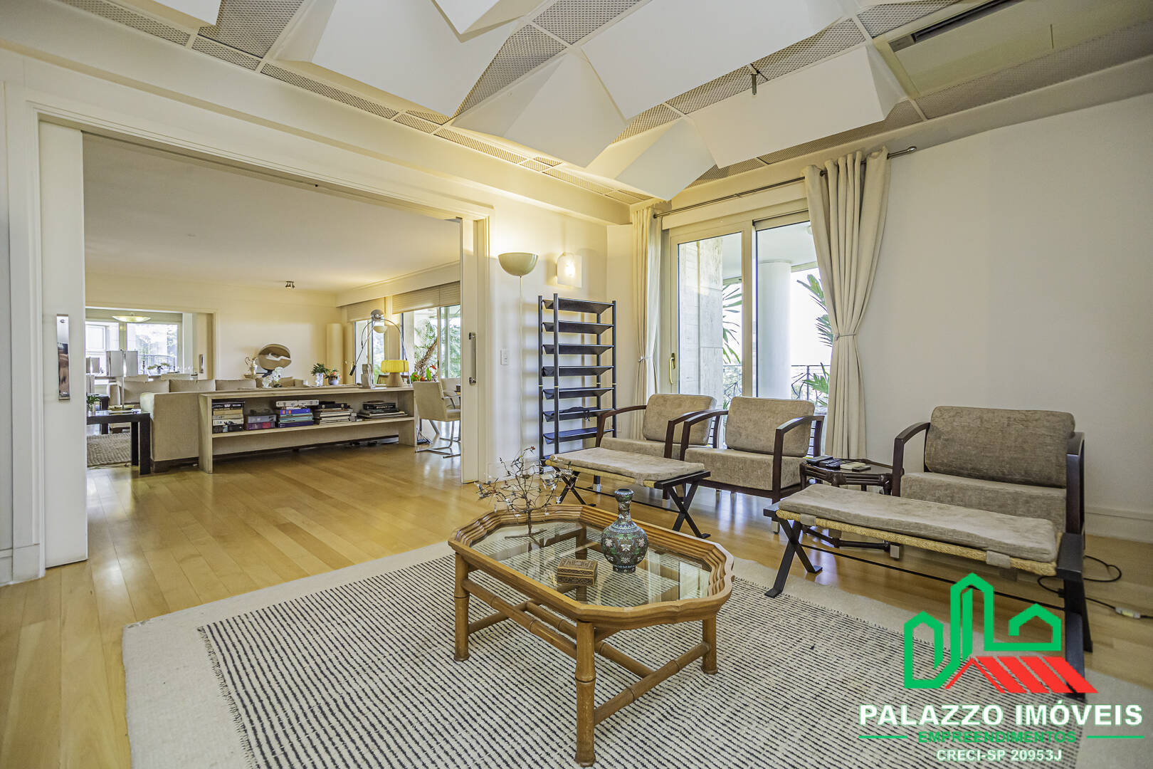 Apartamento à venda com 4 quartos, 648m² - Foto 4