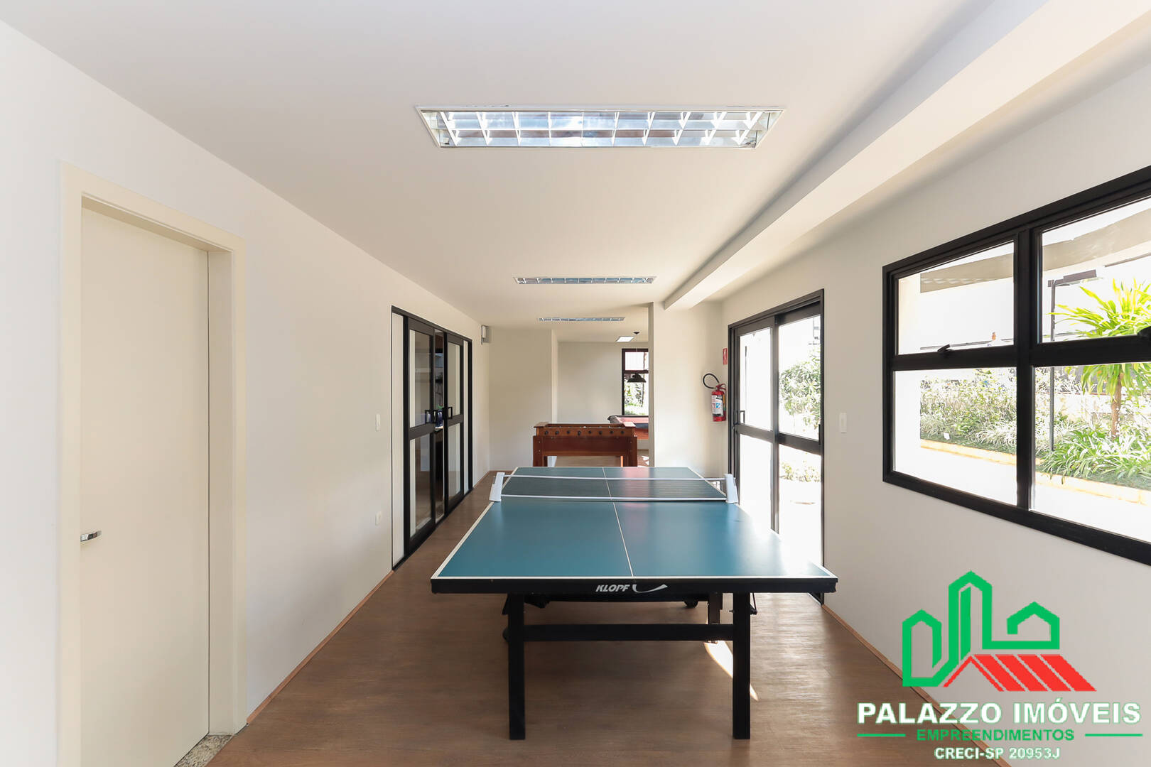 Apartamento para alugar com 3 quartos, 91m² - Foto 8