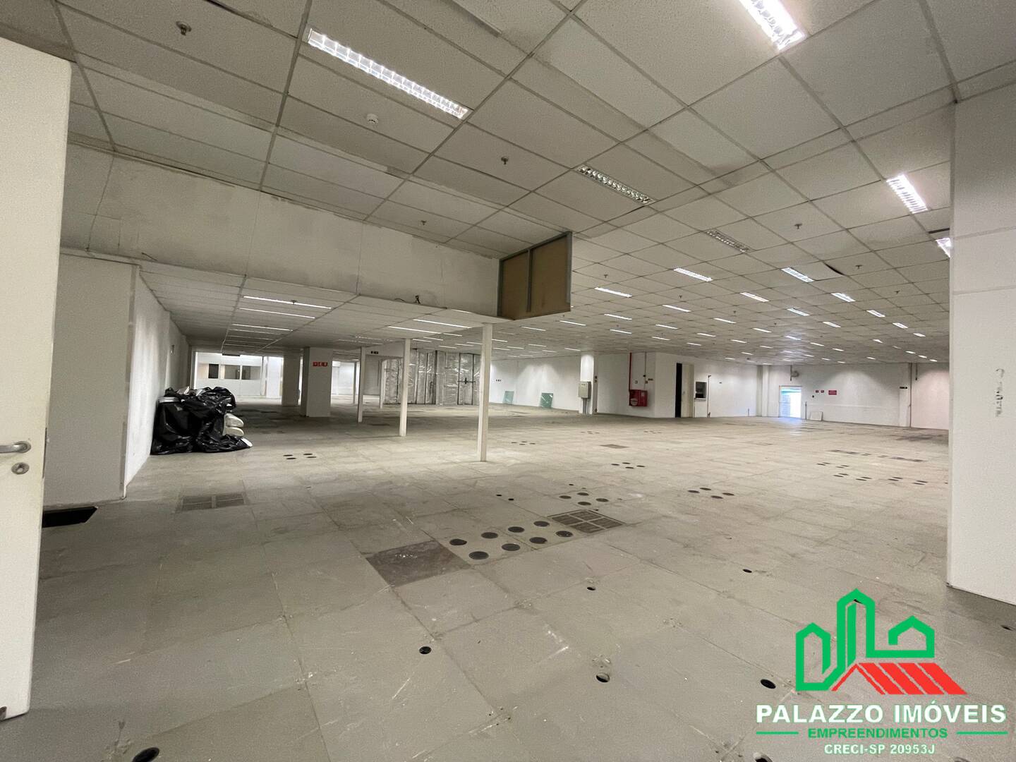 Prédio Inteiro, 4243 m² - Foto 32